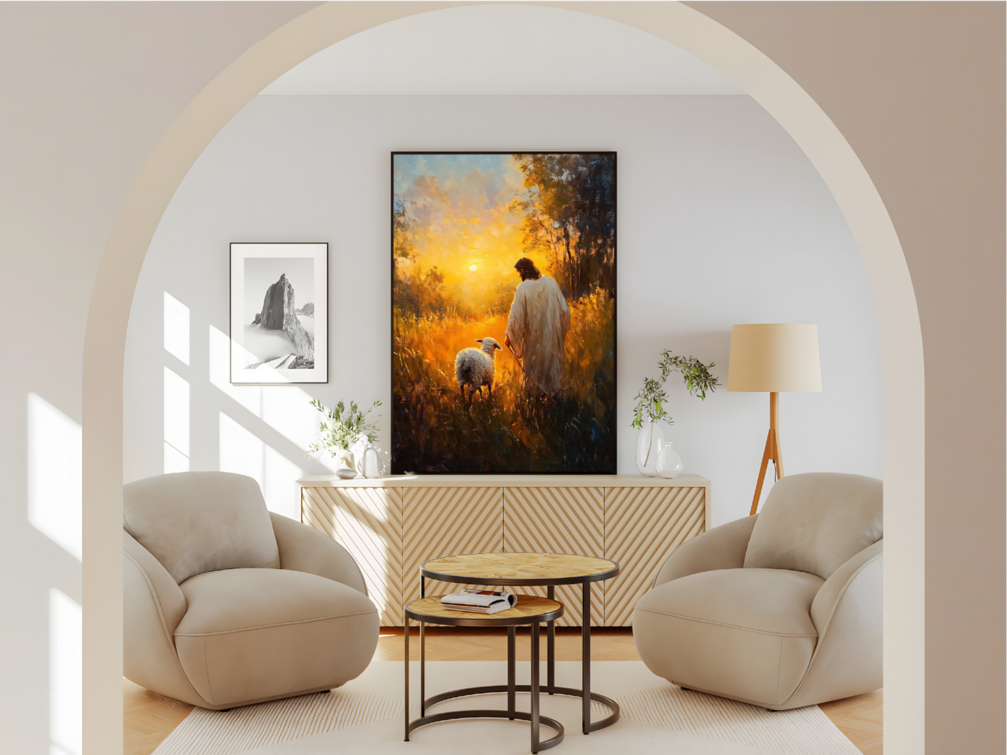 Wohnzimmer Poster mit Rahmen von einer Landschaft mit Jesus von hinten mit Schaf als hirte und Sonnenuntergang und Natur in orange gelb schwarz weiß