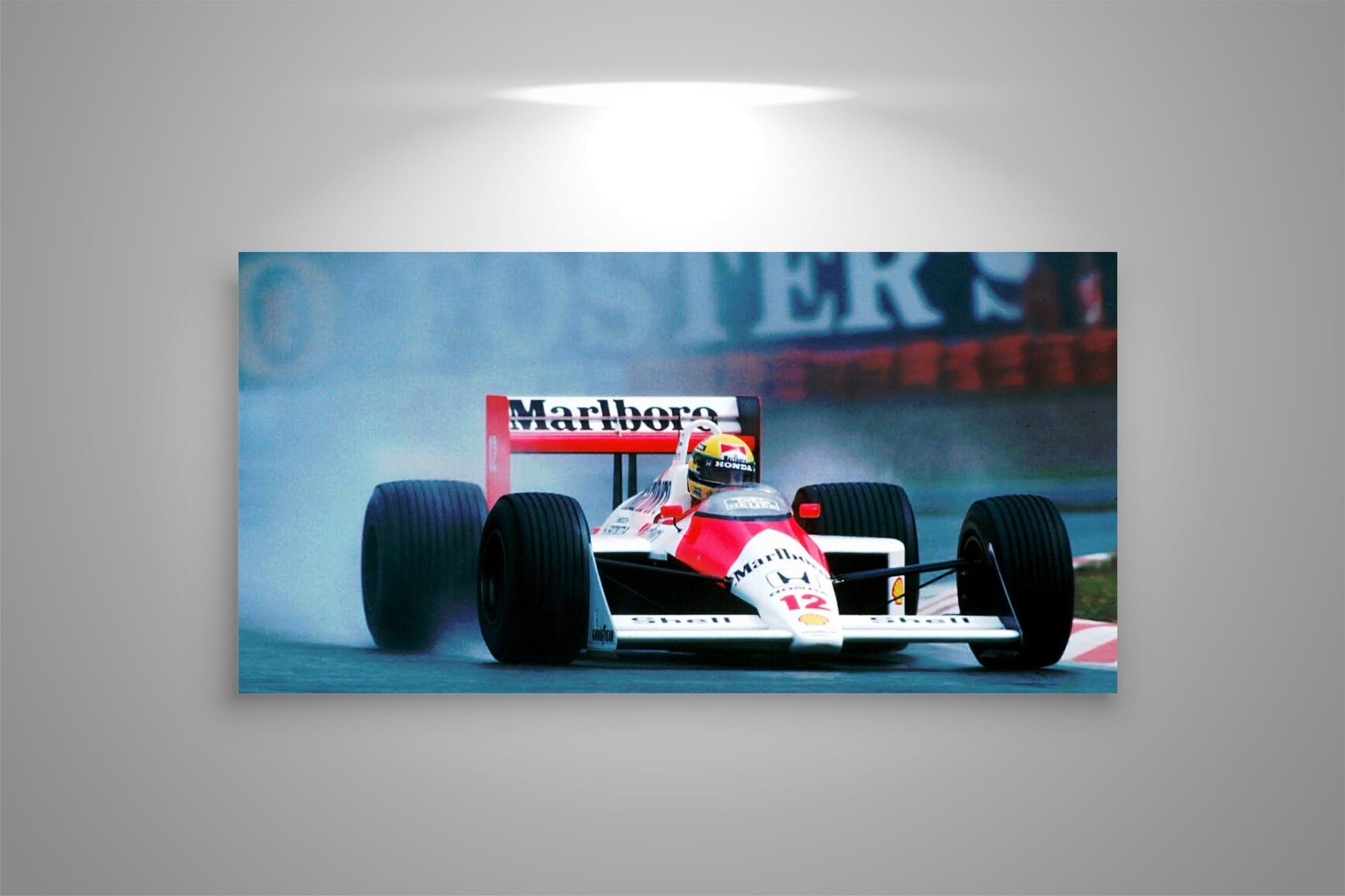 beleuchtete Leinwand Formel 1 Vintage Formel 1 Auto von Ayrton senna mit Regen sprizern in rot weiß schwarz blau