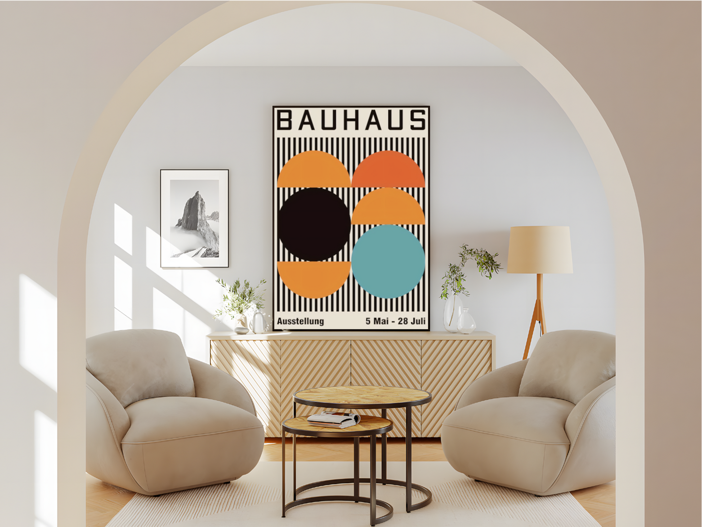 Wohnzimmer Poster mit Rahmen Bauhaus Ausstellung mit Beschriftung und Überschrift und geometrischen Formen Kreisen und Halbkreisen mit schwarzen Balken in Blau schwarz beige orange gelb