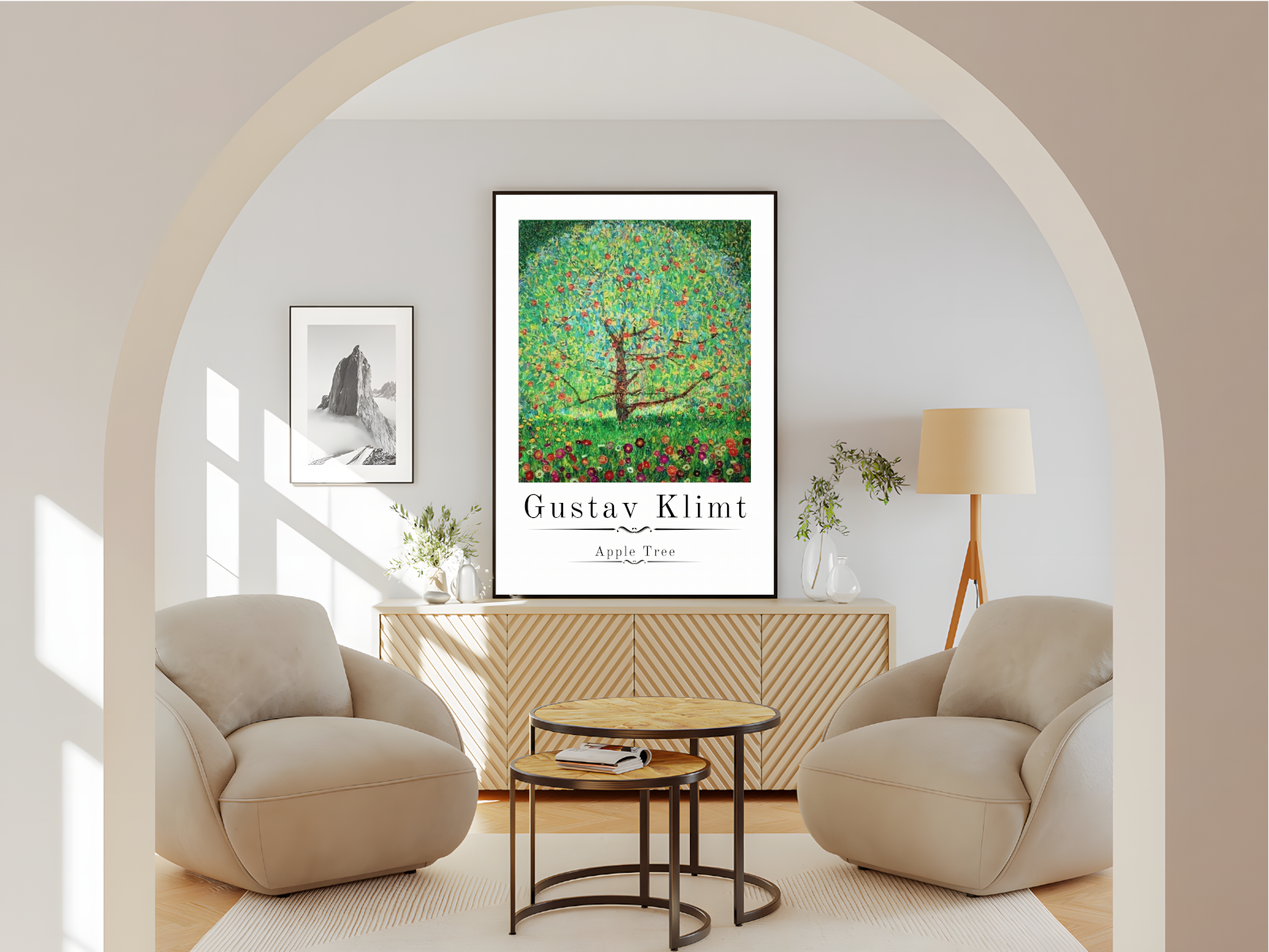 Wohnzimmer Poster mit Rahmen gezeichnetes gemaltes Gemälde Apfelbaum mit blumen davor und Äpfel hängen am Baum mit überschrift und beschreibung und weißer umrandung schwarz weiß grün rot 