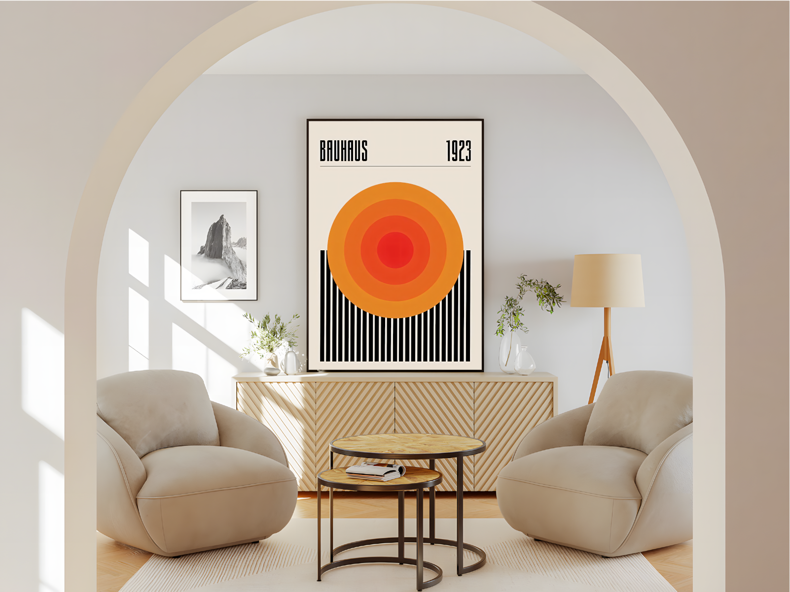 Wohnzimmer Poster mit Rahmen Bauhaus Ausstellung 1923 Geometrisches Design kreise in verschiedenen Orange Gelb tönen ineinander mit schwarzen Balken und Beigen hintergrund