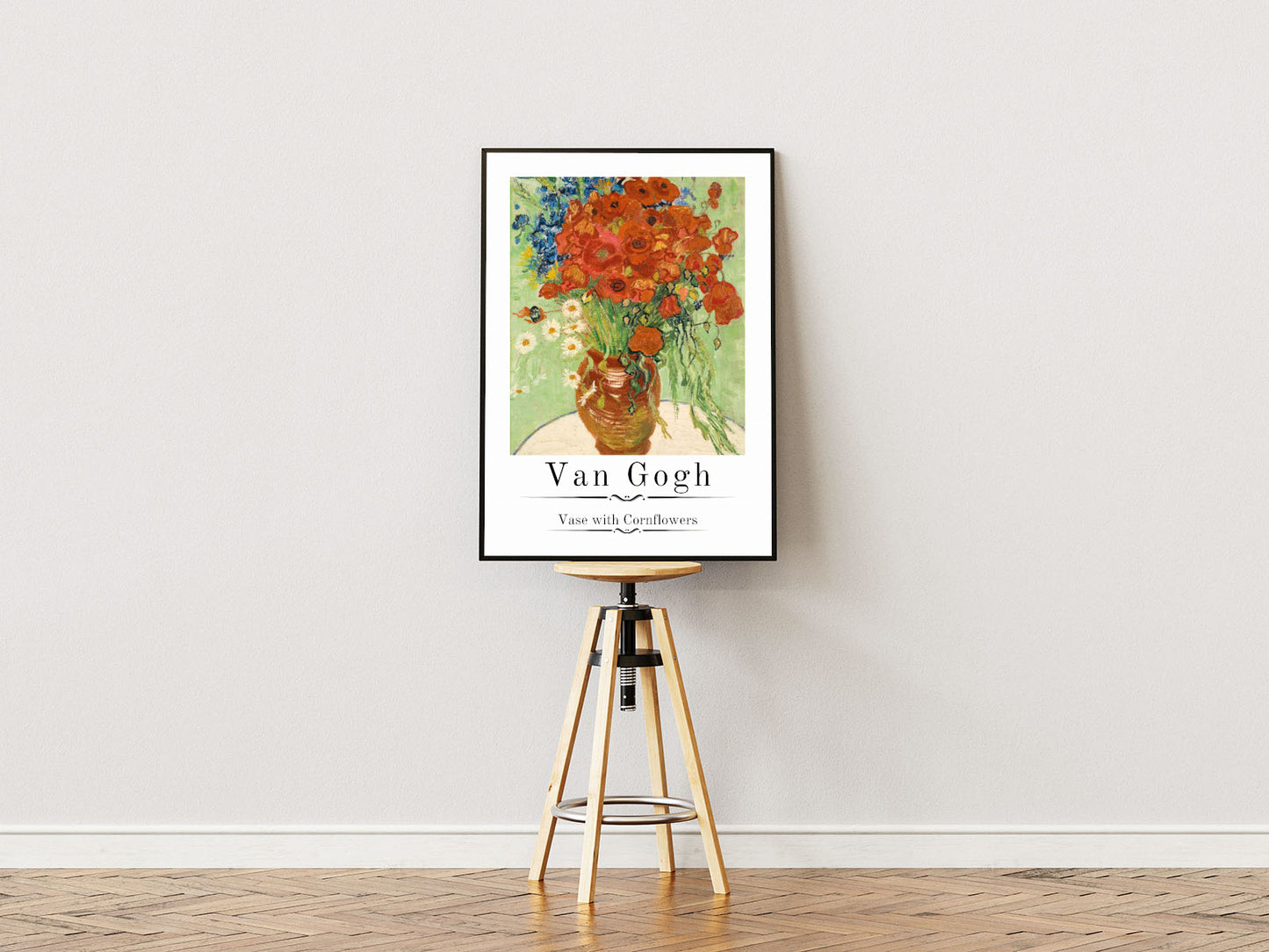 Poster ständer Poster mit Rahmen von einem Gemälde von Van Gogh im gezeichneten still von Vase mit Blumen und weißer umrandung mit überschrift und beschriftung weiß orange grün beige braun