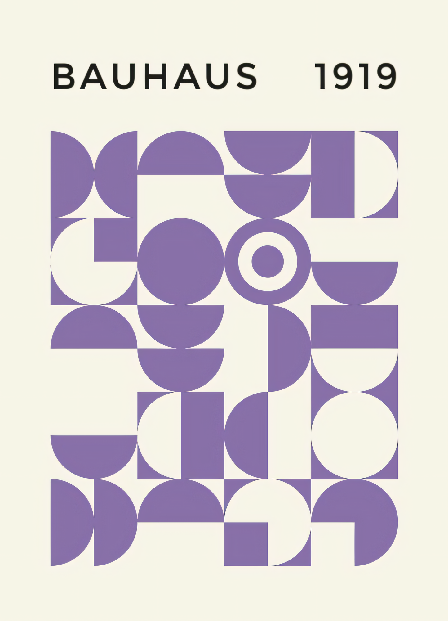 Nahaufnahmen  Poster mit Rahmen Bauhaus Ausstellung 1919 mit Geometrischen Formen mit Kreisen Halbkreisen in violett mit Überschrift auf Beigen hintergrund  