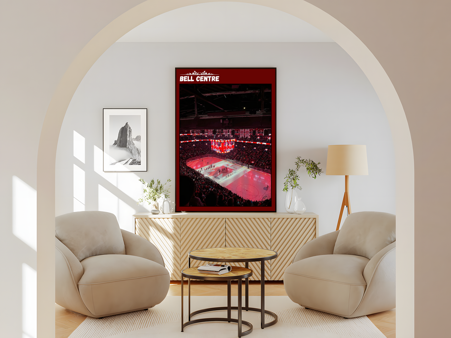 Wohnzimmer Poster mit Rahmen Eishockeystadium mit Publikum von oben Photographie mit roter Umrandung und Überschrift rot weiß schwarz